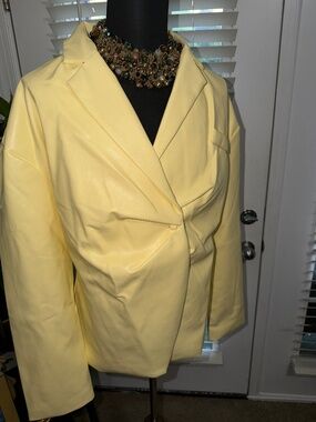 Shape Butter Yellow Faux Leather Cinched Waist Blazer
